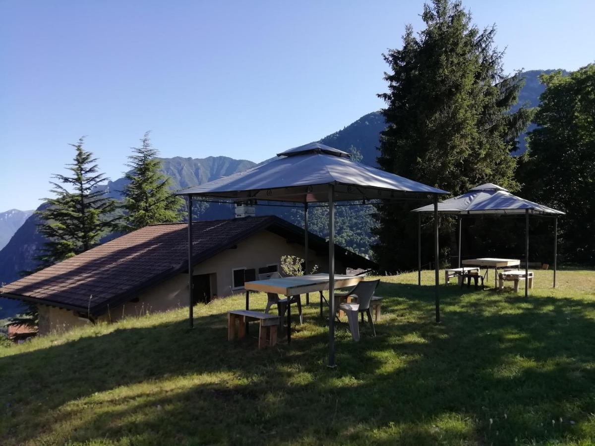 La Rustica Sul Lago Di Tenno Mansarda Exterior photo